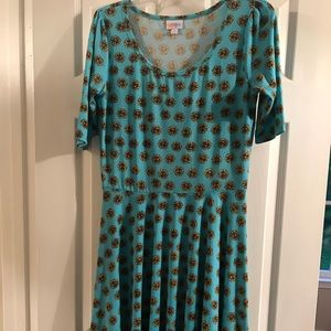 Lularoe Nicole Sunflower Dress NWOT Large